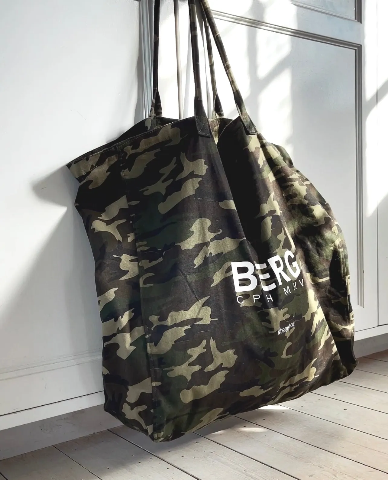 BERG CPHMMV TOTE BAG - CAMO