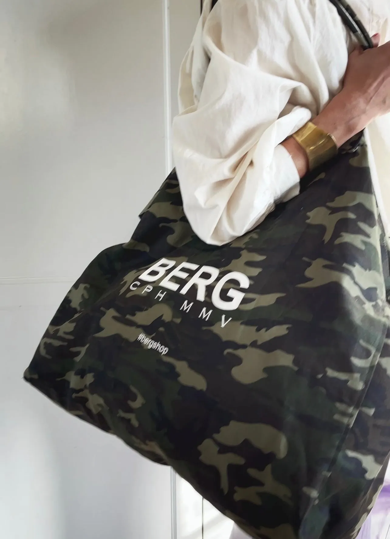 BERG CPHMMV TOTE BAG - CAMO