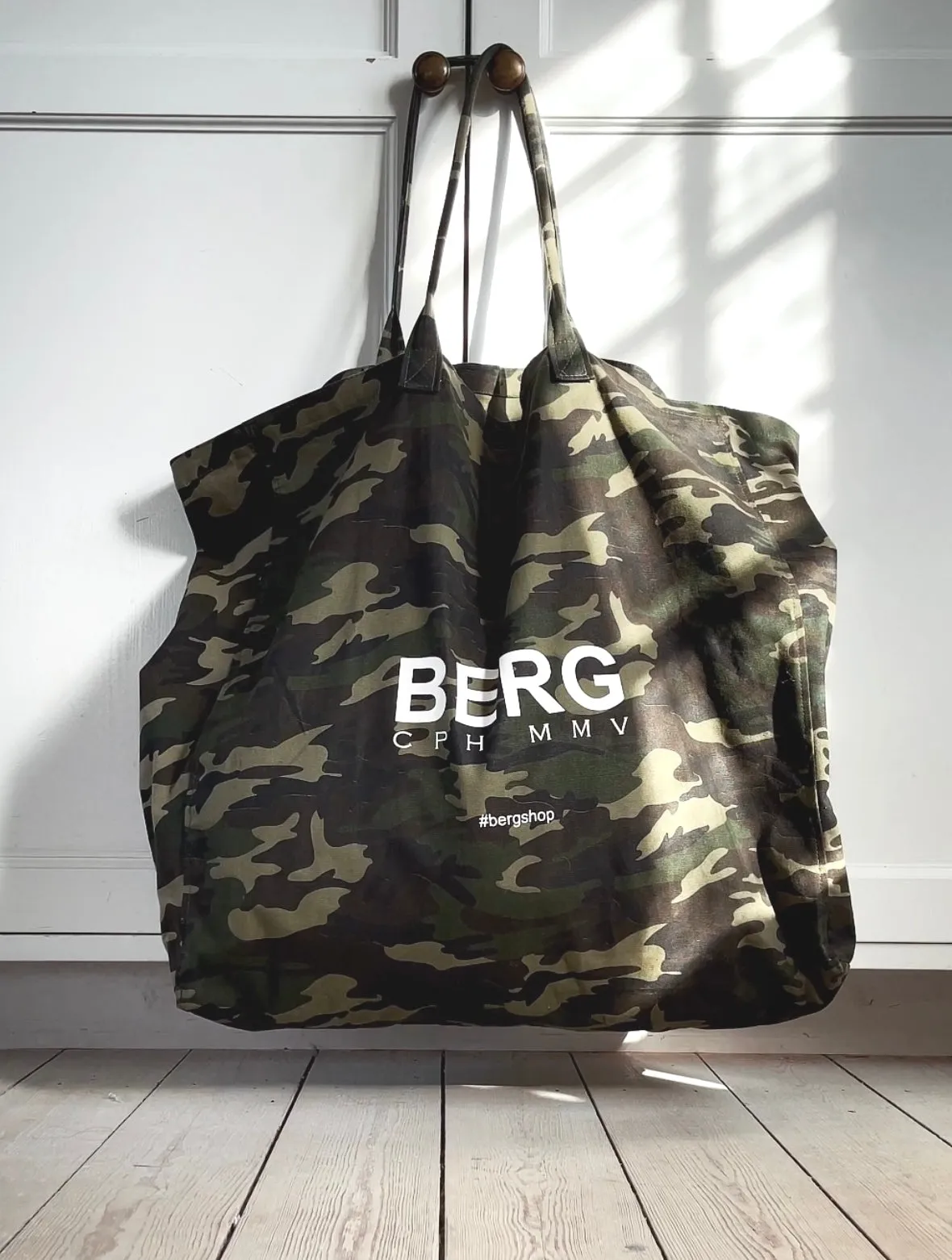 BERG CPHMMV TOTE BAG - CAMO