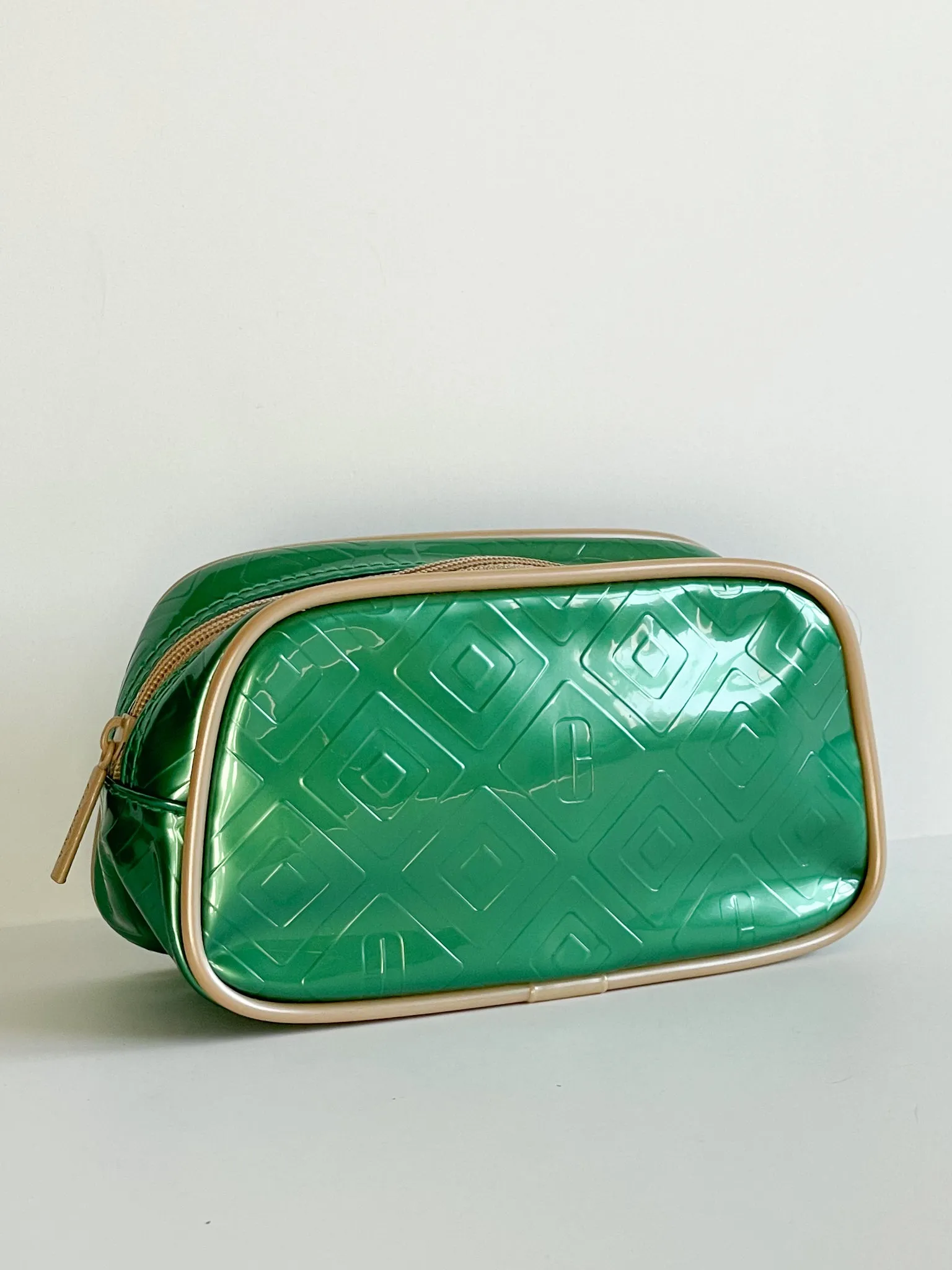 Clinique Metallic Green Lacquer Taupe Piping Toiletry Makeup Bag Clutch