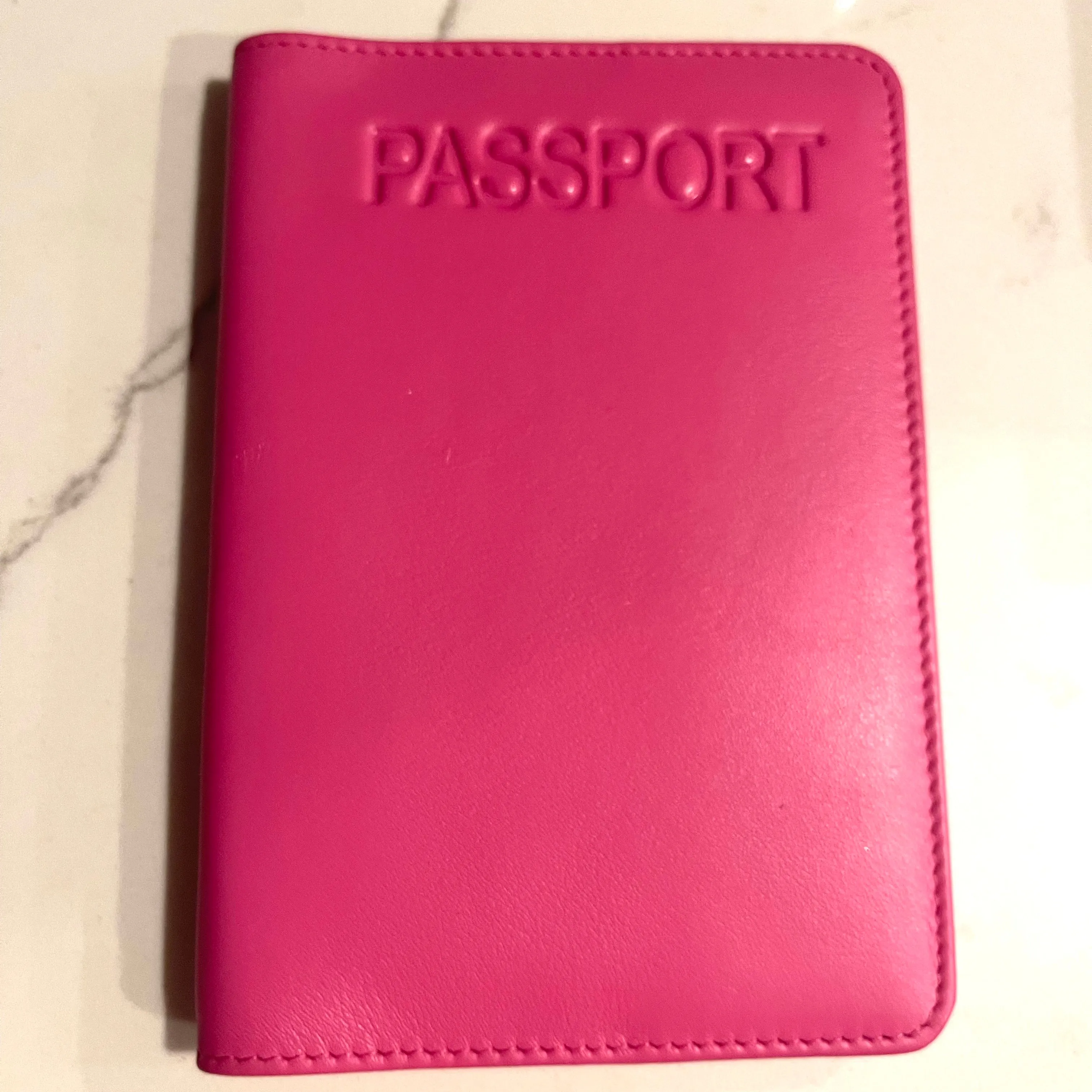 ILI Leather Passport Holder