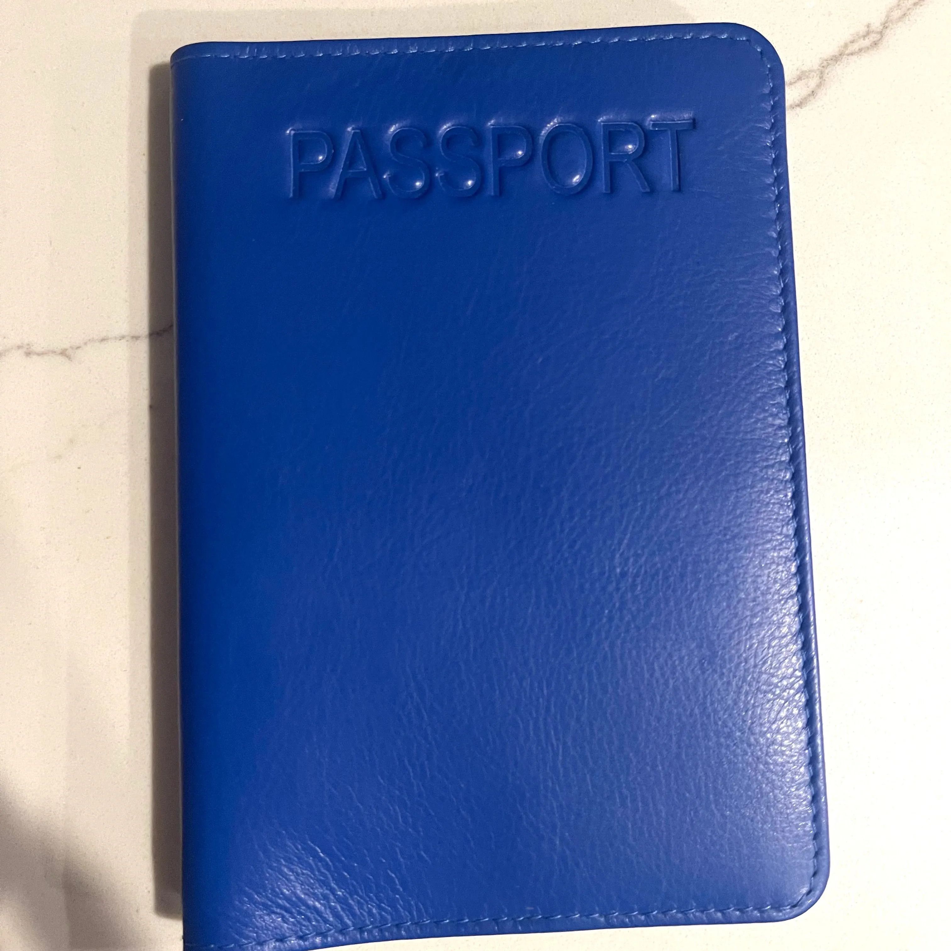 ILI Leather Passport Holder