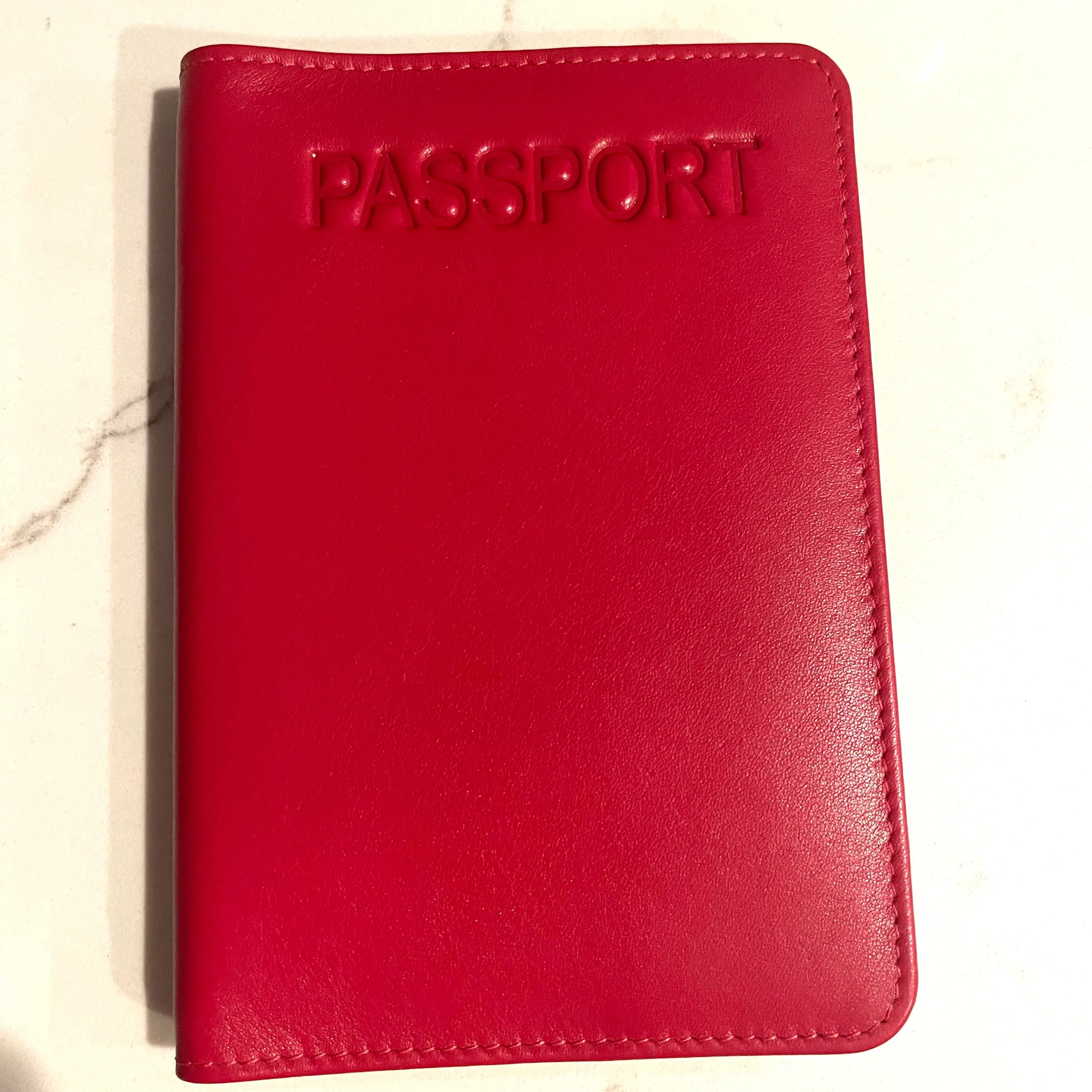 ILI Leather Passport Holder