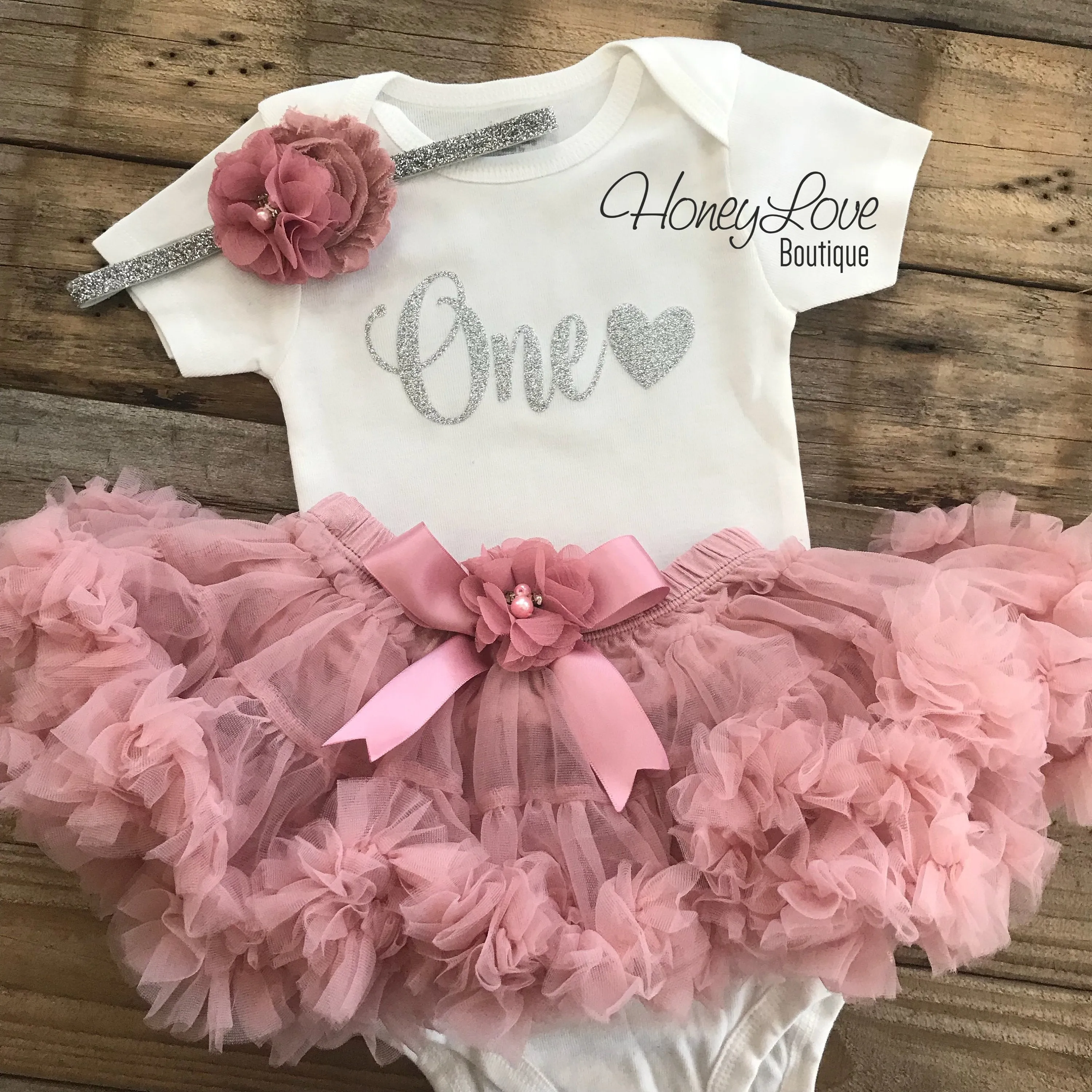 One with heart - Birthday Outfit - Vintage Pink and Silver/Gold Glitter