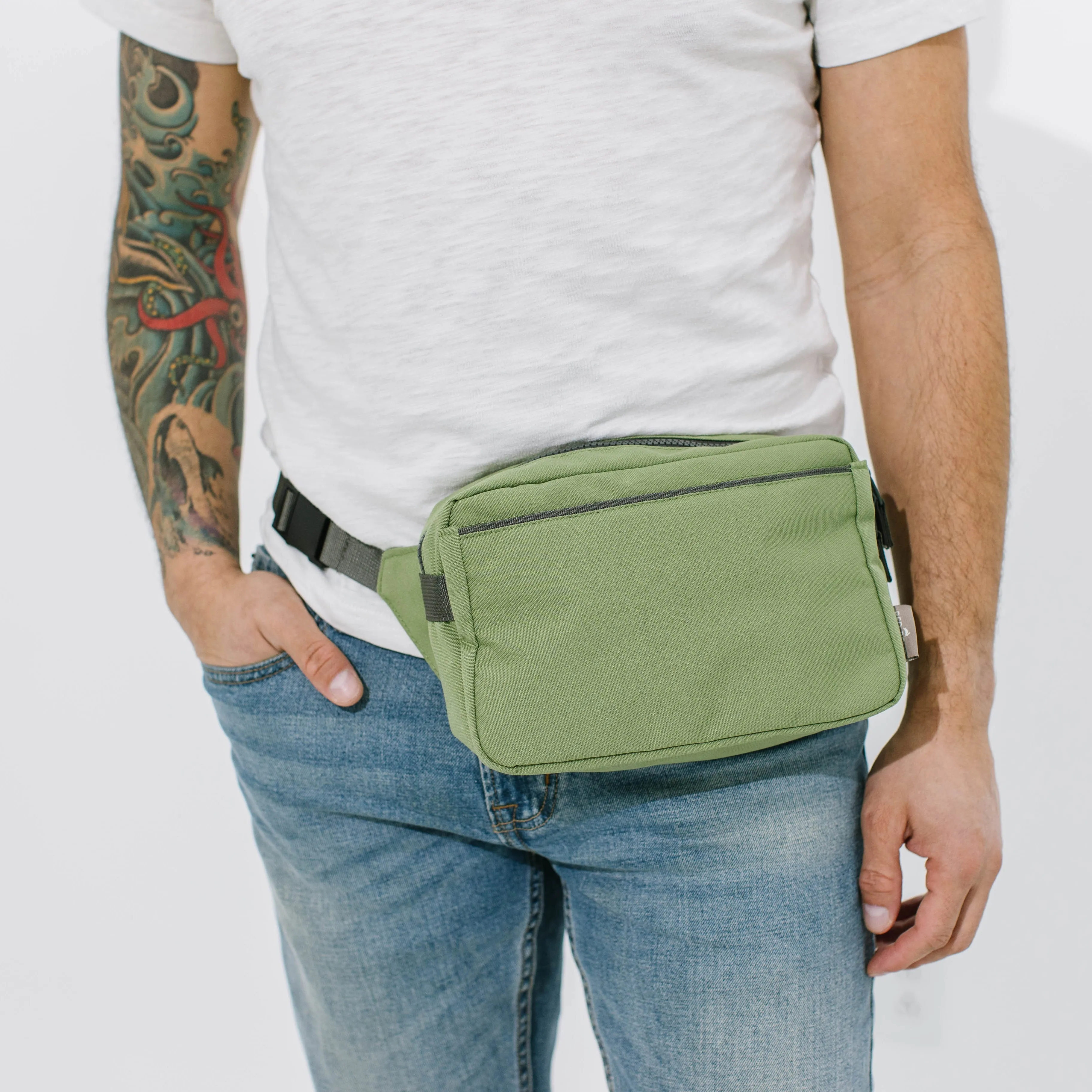 Red Rovr® Joey Belt Bag - Moss