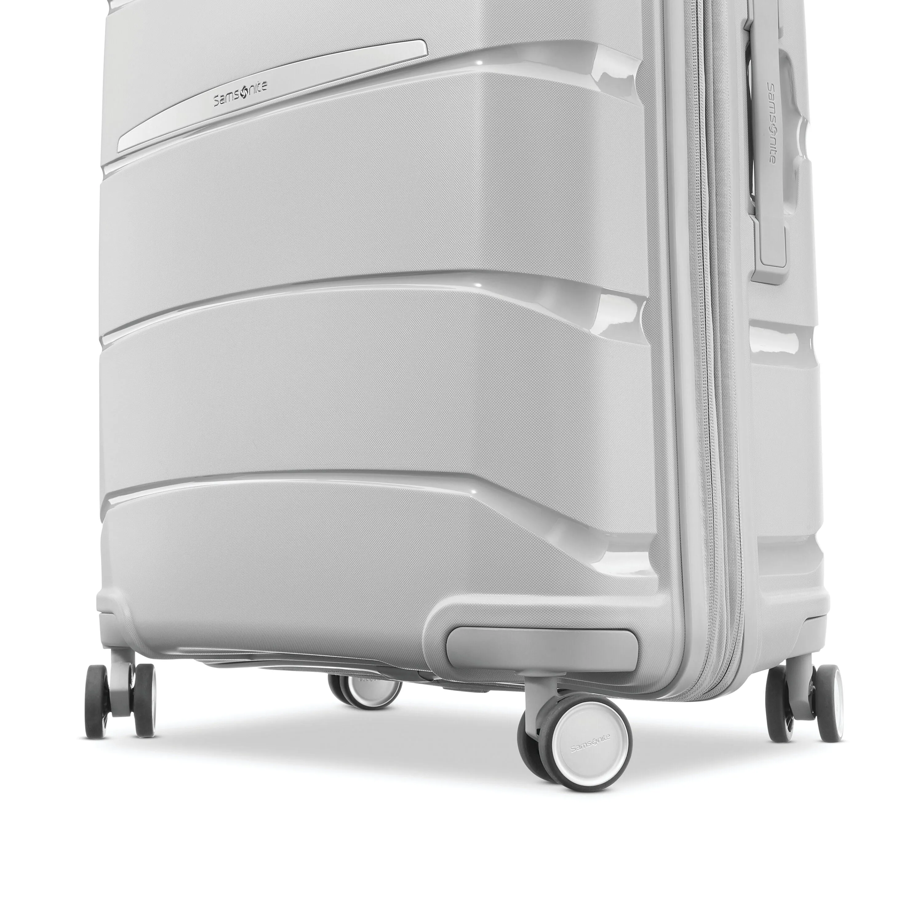 Samsonite Outline Pro Large Spinner Luggage