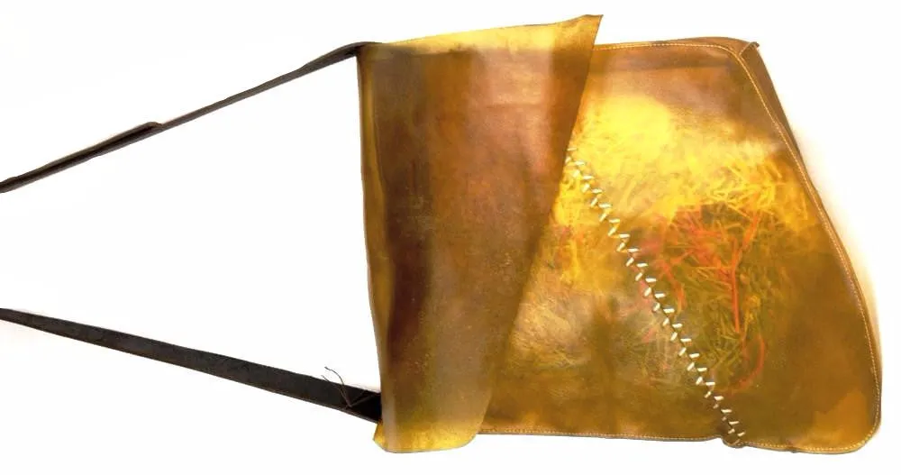 Shoulder bag  |  Transparent yak