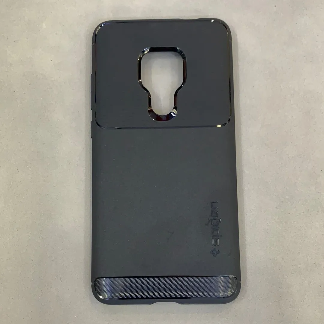 Spigen Rugged Armor<br> Huawei Mate 20